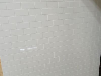 Tub surrounds kits or installed
