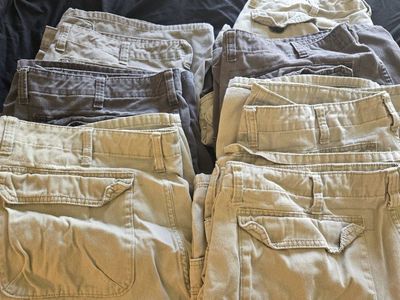 Wrangler men's cargo shorts. Size 38W