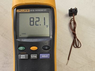 Fluke model 51II Thermometer