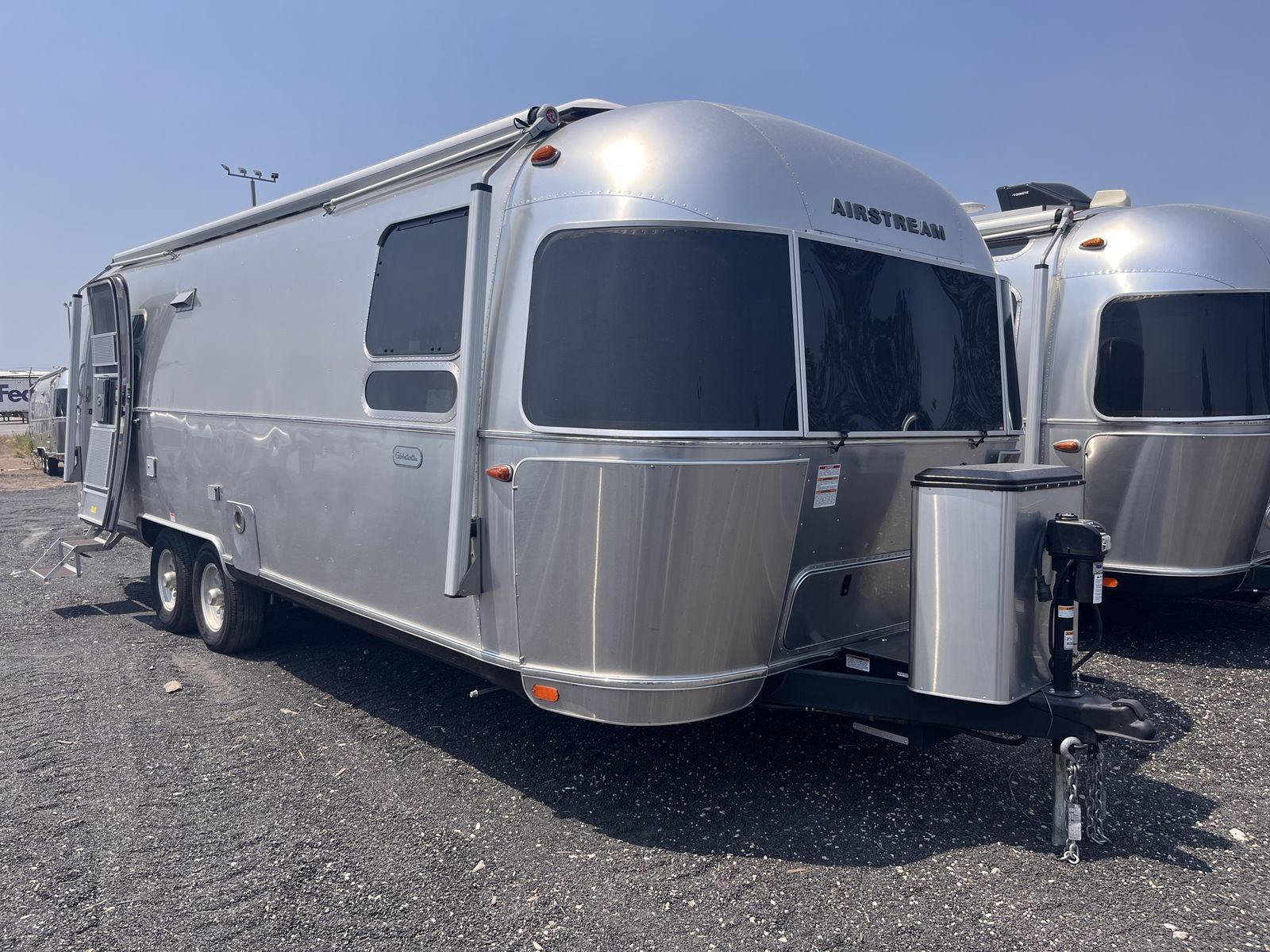 2025 Airstream Globetrotter 27FB! MUST SEE!