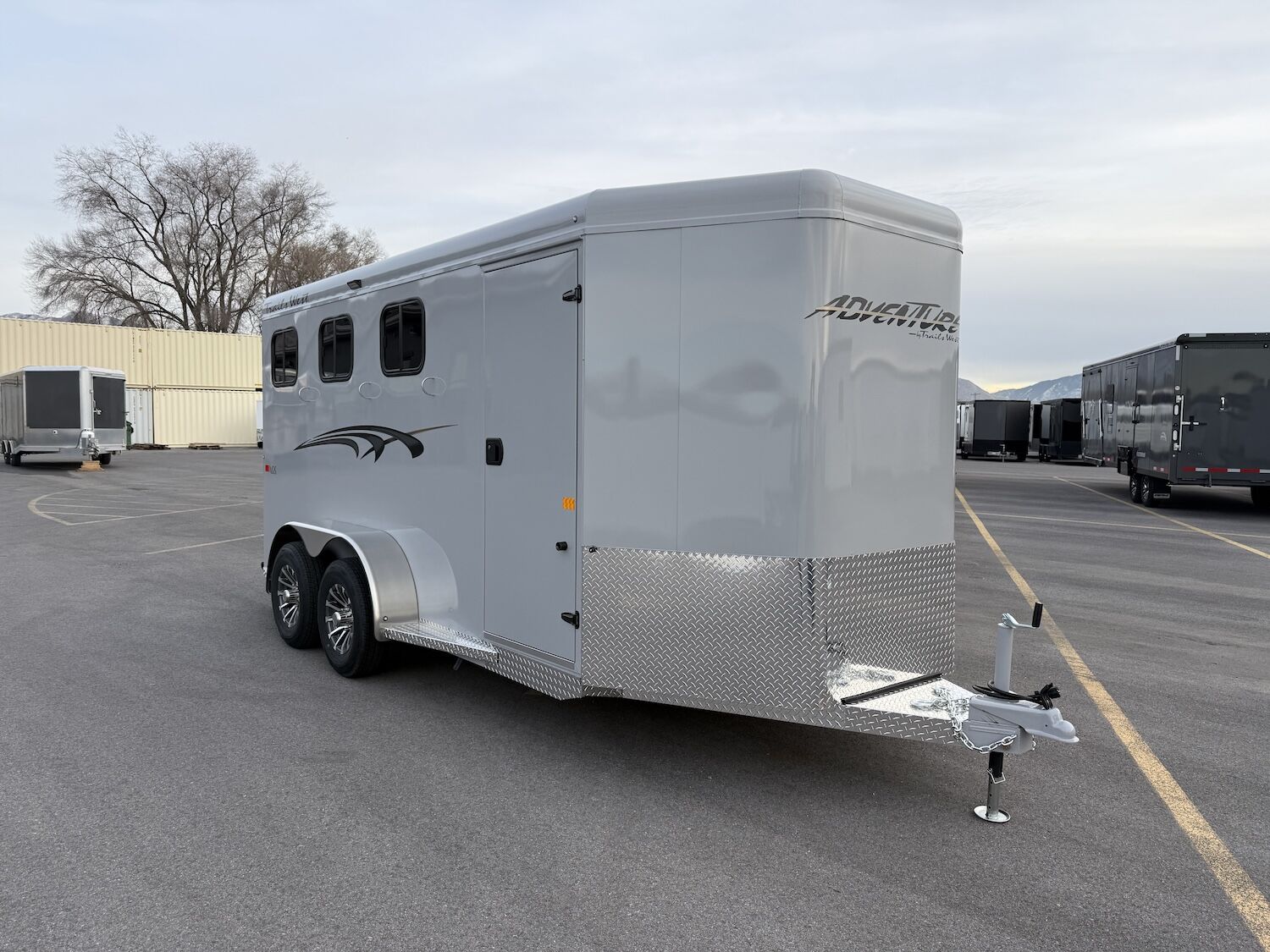 2026 Trails West Adventure MX II 3-Horse BP