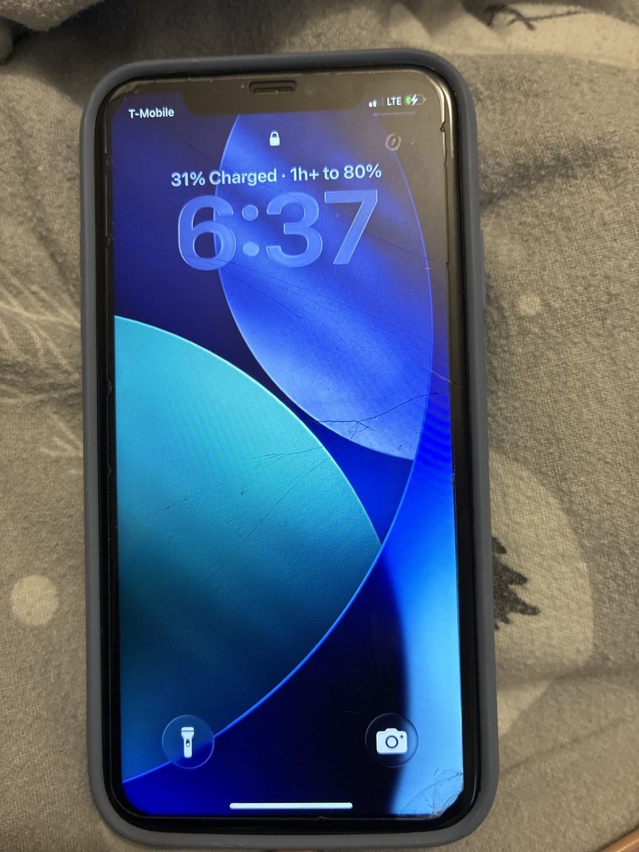 iPhone 11