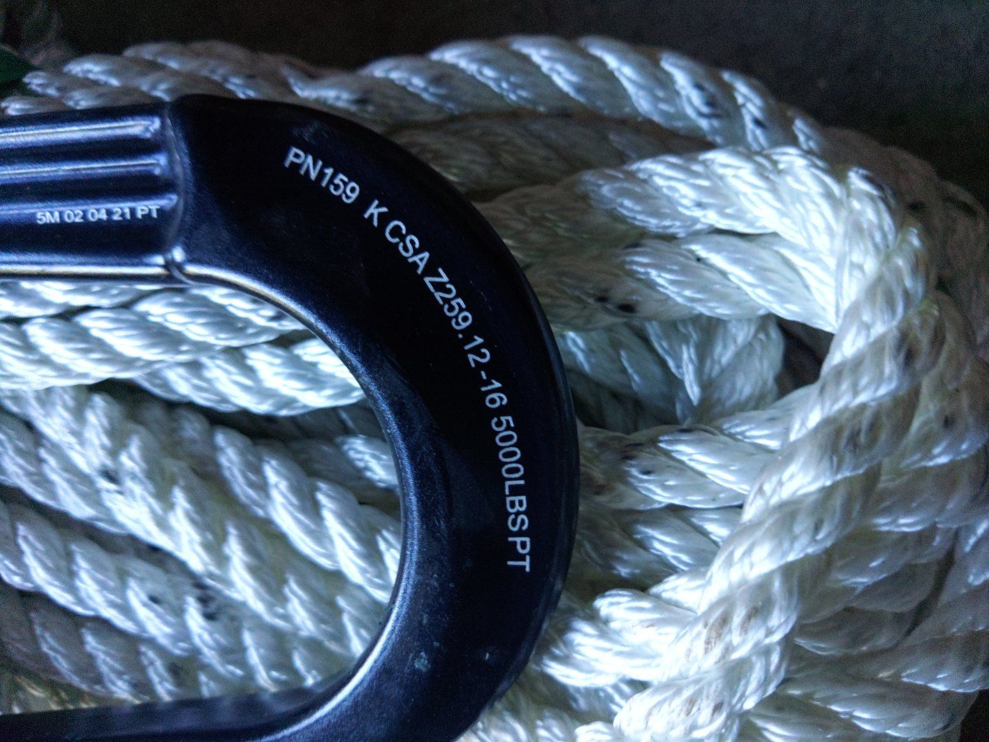 New PN159 K CSA Z259.12-16 5000LBS PT Rope with Carabiner, Safety & Work Rope