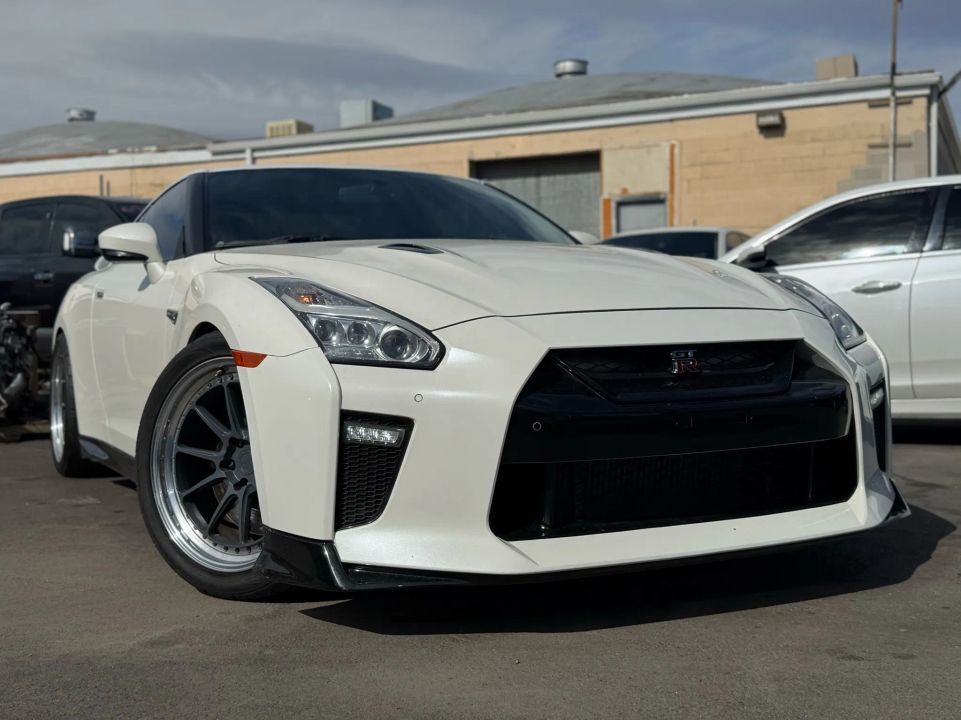 2020 Nissan GT-R Premium