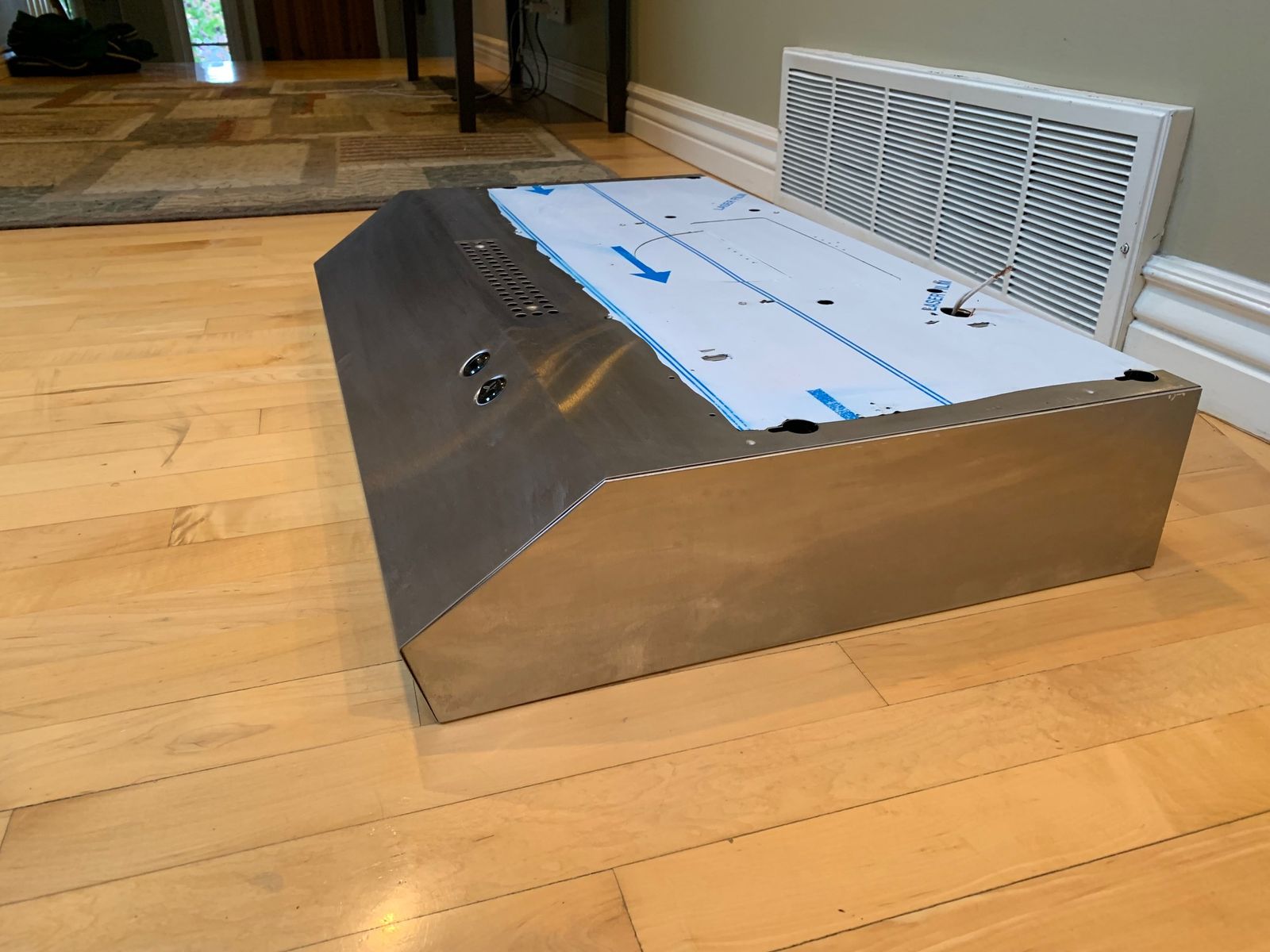Kitchen hood and fan