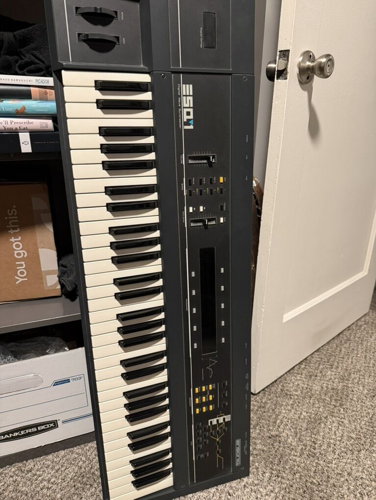 Ensoniq ESQ-1