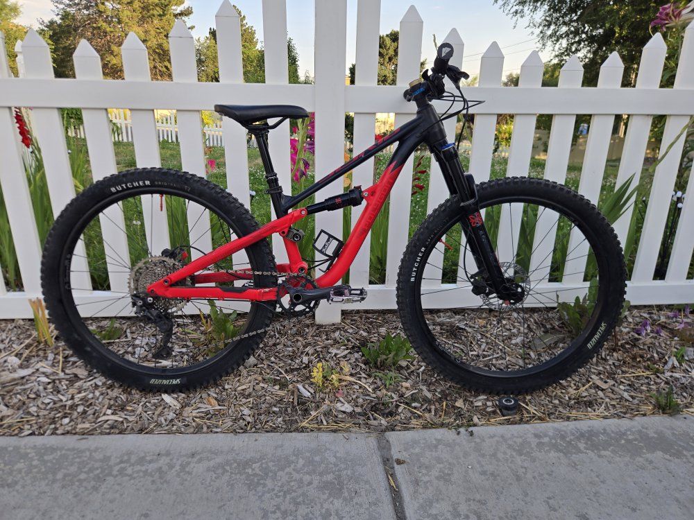 Polygon Siskiu 24 or 26 inch Kids Full Suspension Mountain Bike With Dropper