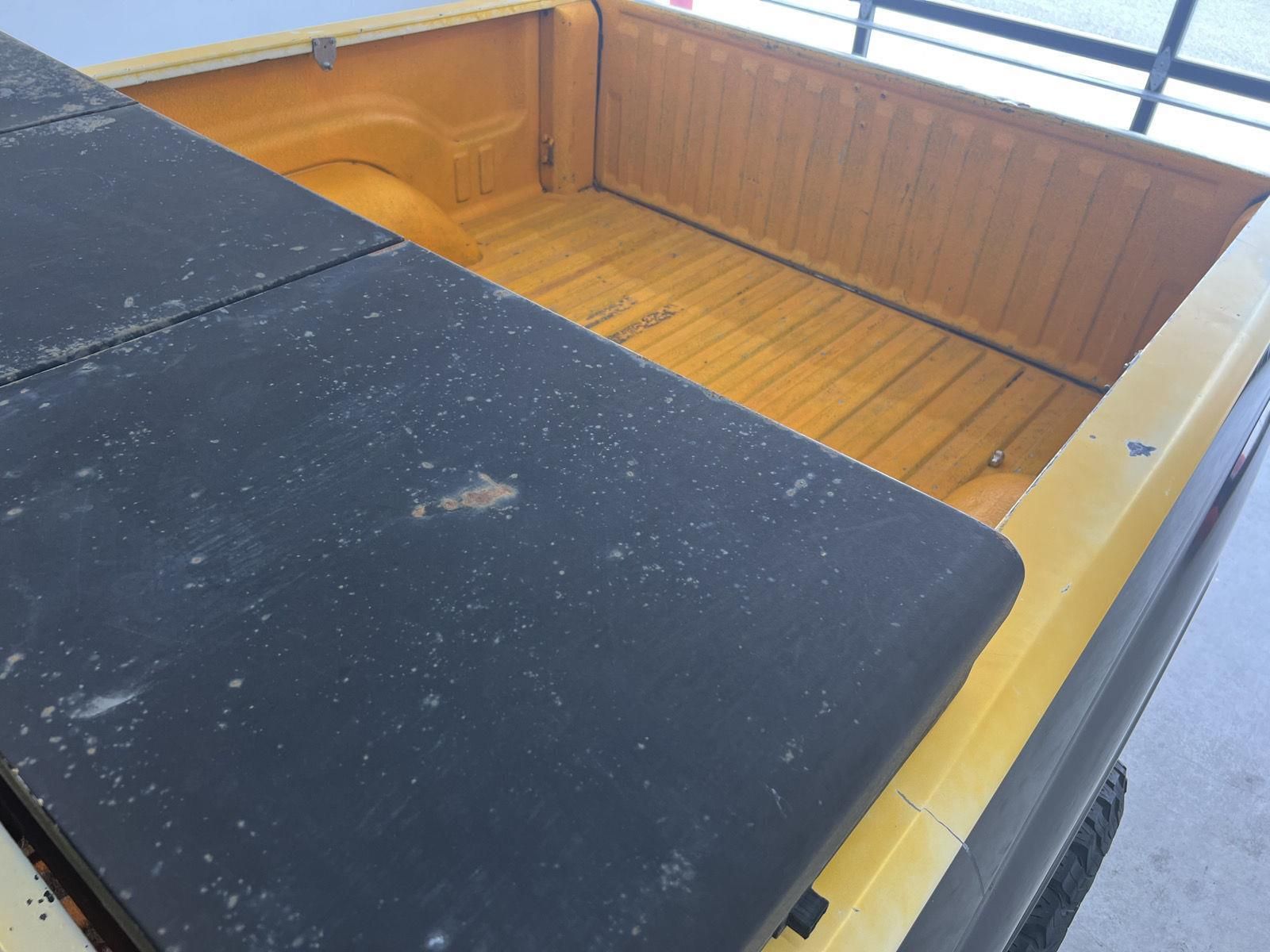 Main image 12