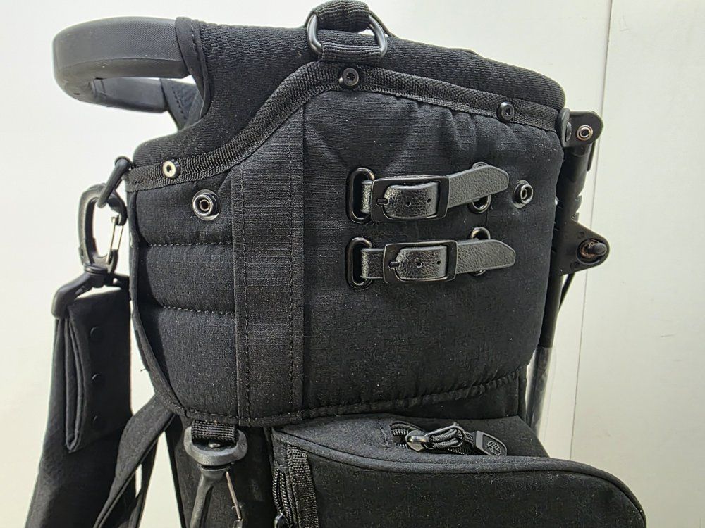 Main image 6