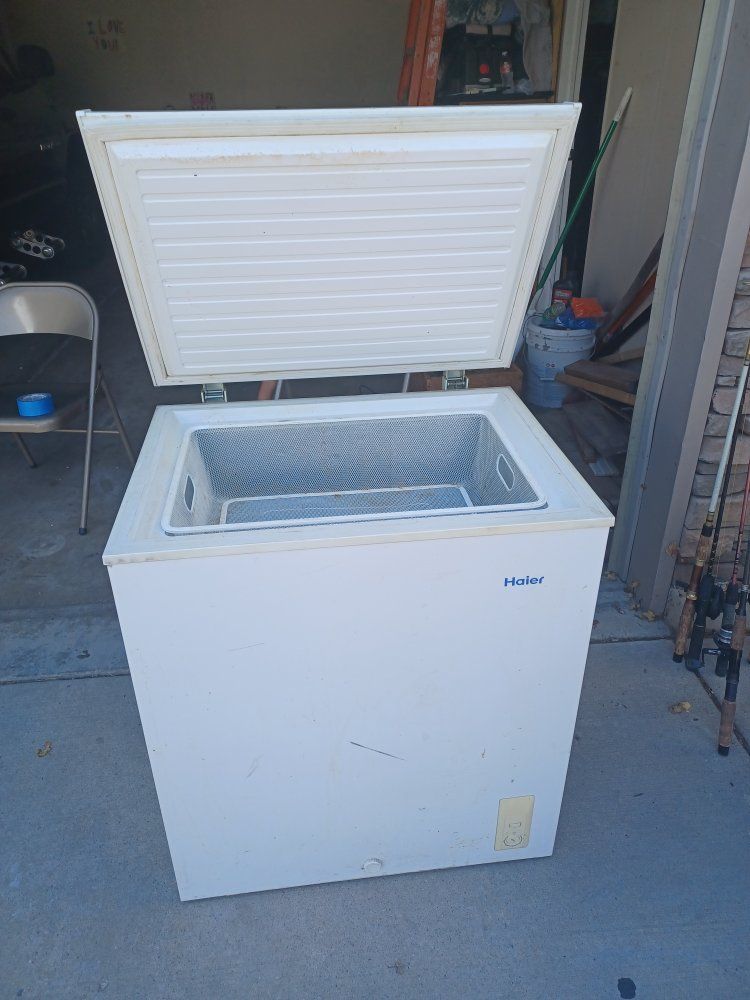 Hailer 5.0 chest freezer