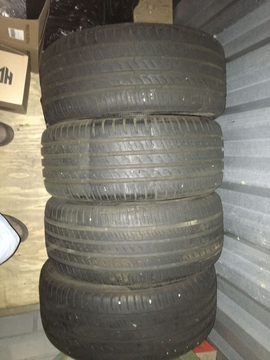 Set of 4 tires 225/45R17  Barum Bravuris 5 HM 94W 80% tread