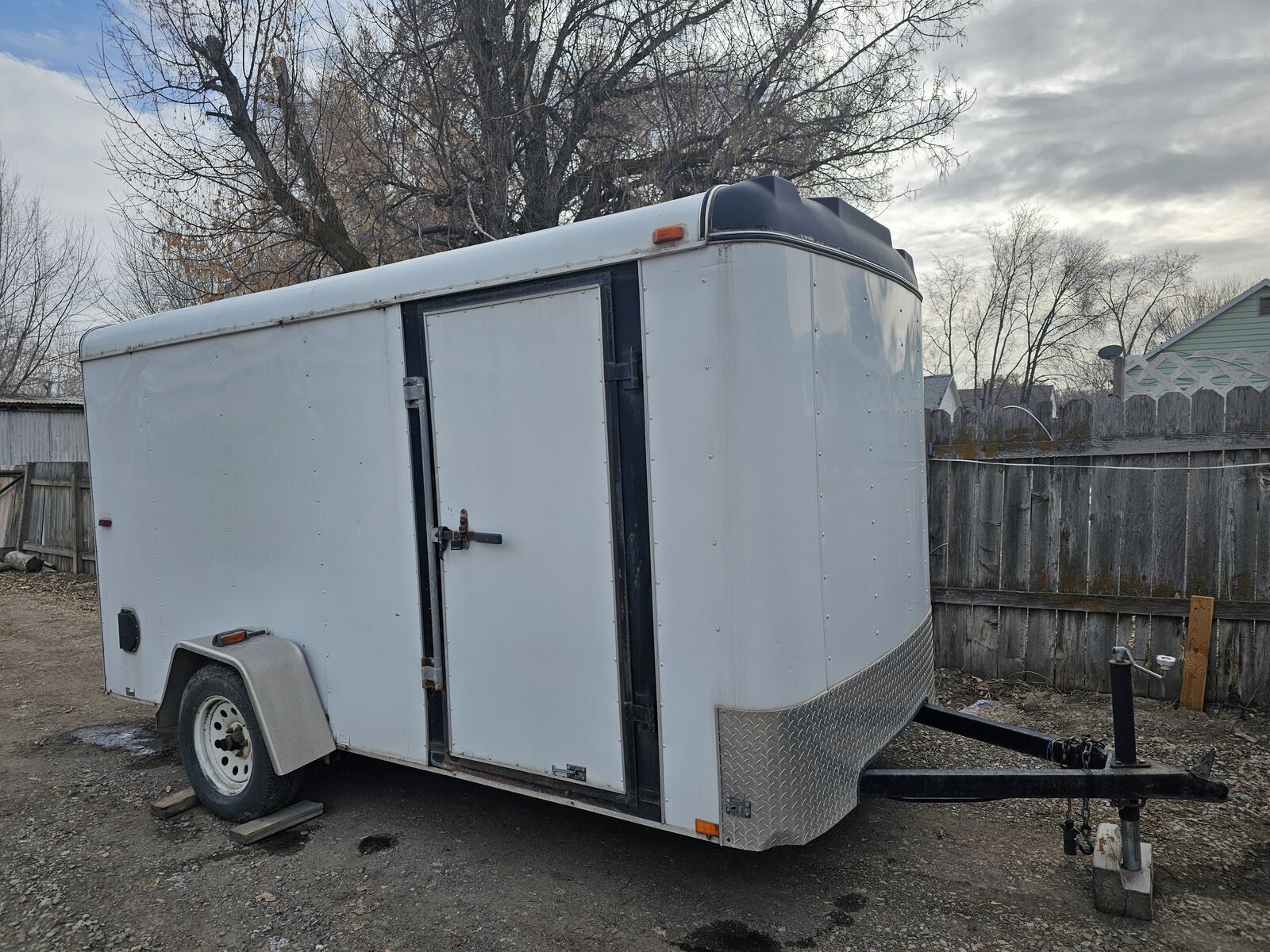 Utility trailer
