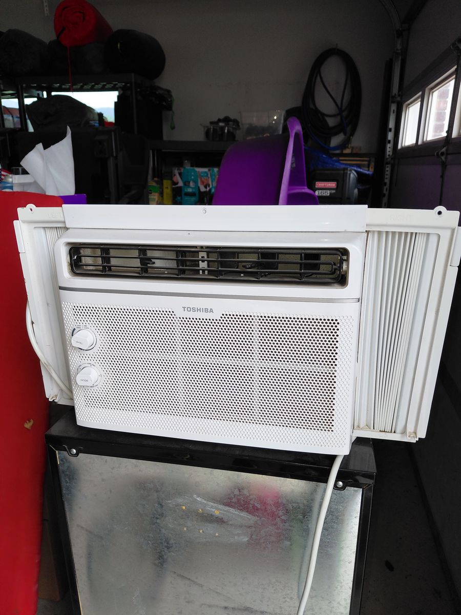 Window Air Conditioner unit