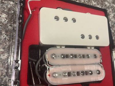 Fender cunife wide range humbuckers for jazzmaster