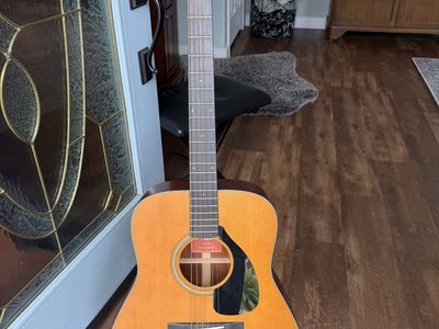 Yamaha FGX3 A.R.E. Acoustic-Electric Guitar - Natural Finish, good condition
