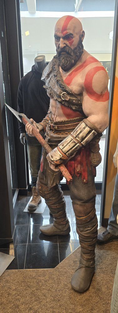 Kratos 6 feet tall