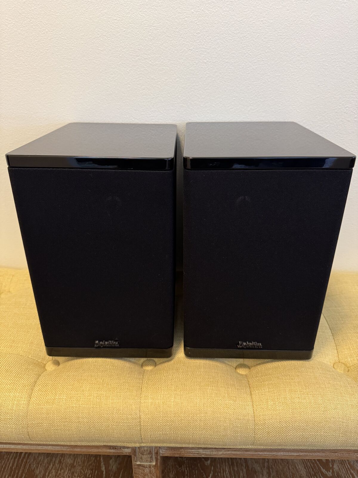 Definitive Technology Studio Monitor 450 Bookshelf Speakers