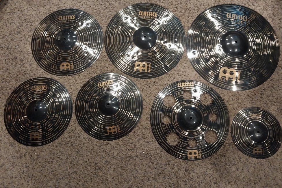 Meinl Classics Custom Dark Cymbal Set (7 Cymbals Included)