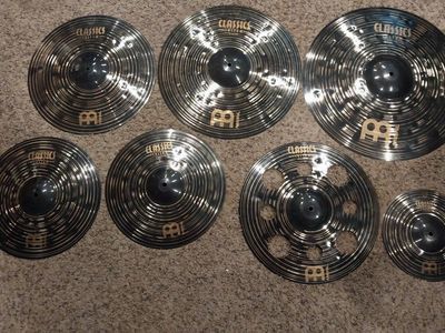 Meinl Classics Custom Dark Cymbal Set (7 Cymbals Included)