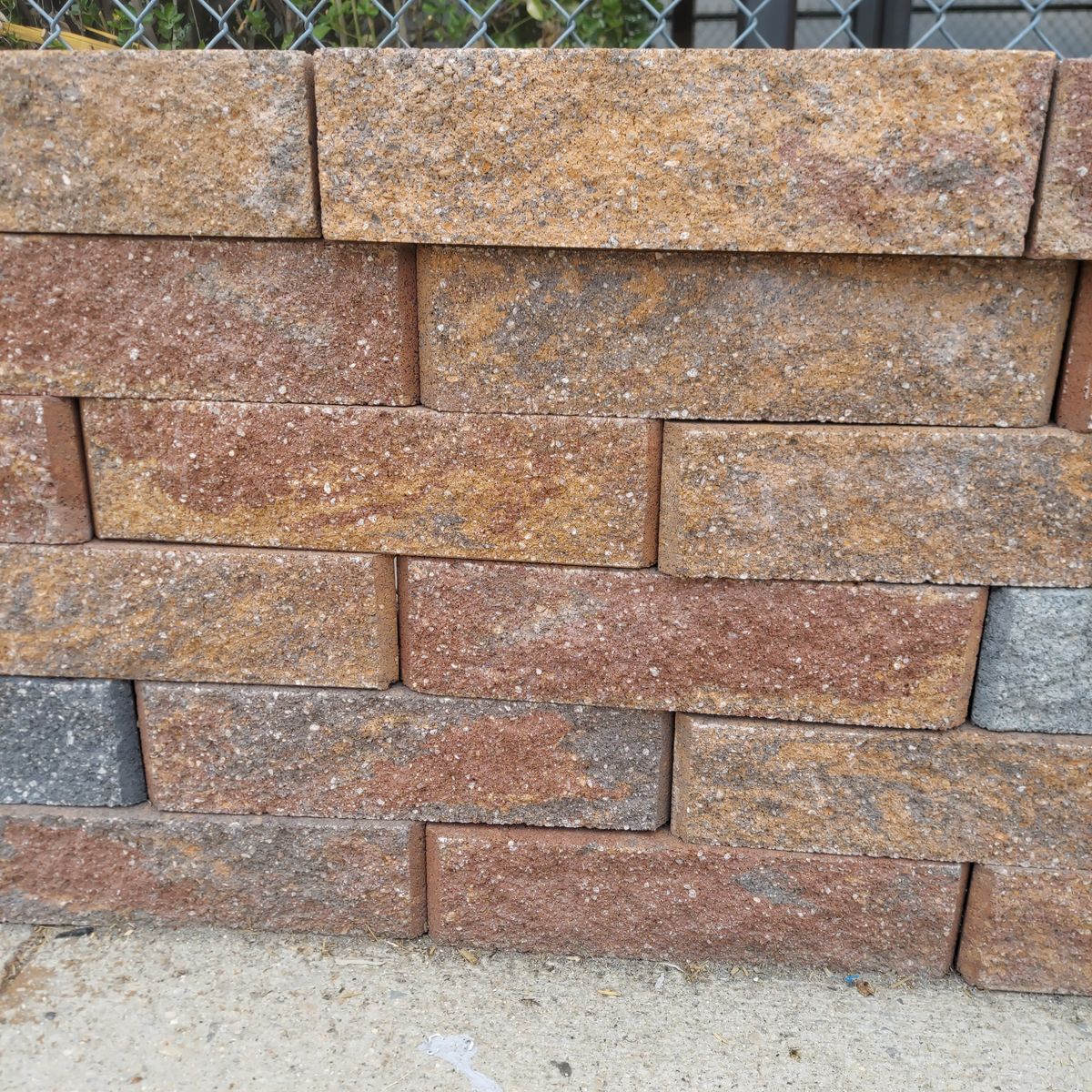 TROPICANA MESA WALL BLOCKS (6x4x16)