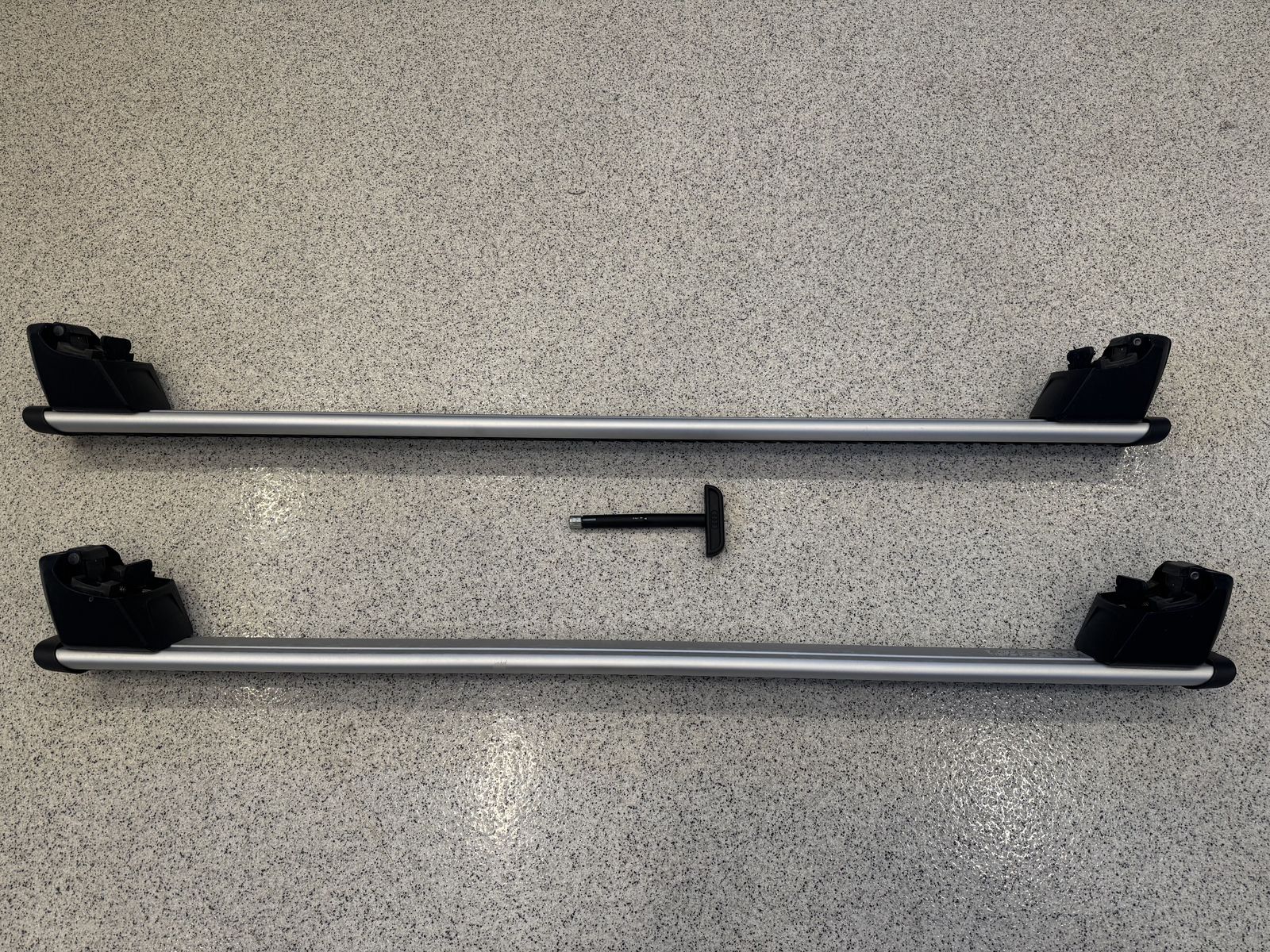Audi OEM Q5 Roof Rack Cross Bars, 26 R 03 0568