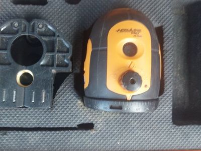 Johnson Acculine Pro Self-Leveling Cross-Line Laser Level Kit with Case