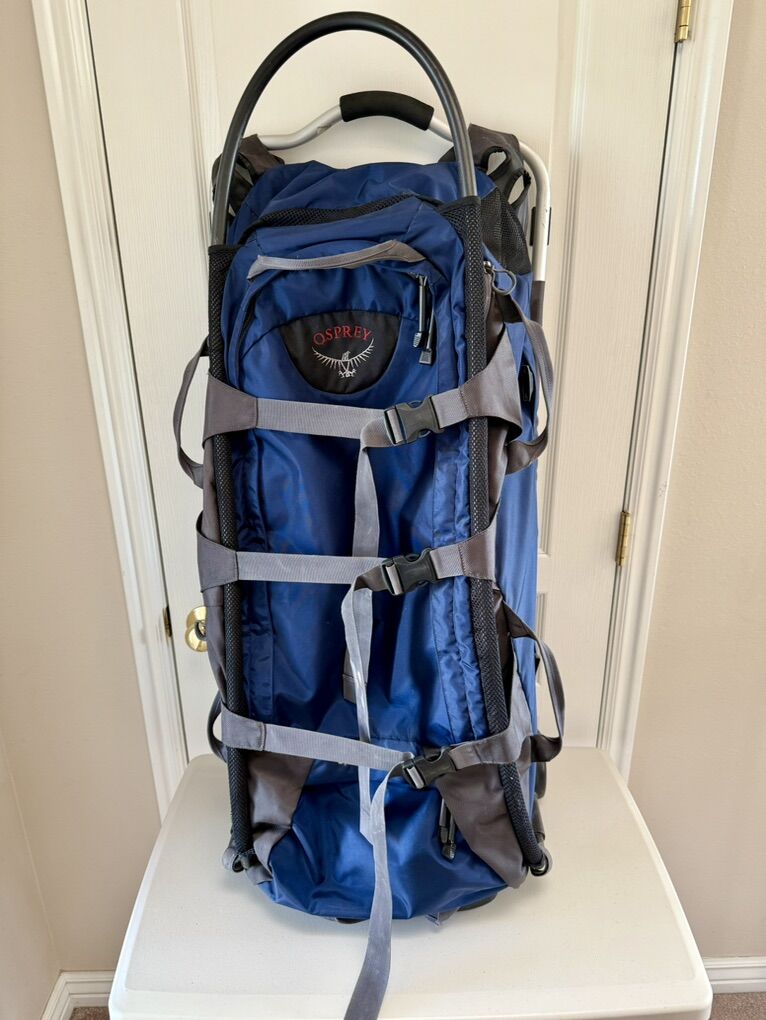 Osprey SpaceStation 100 Wheeled Luggage Travel Bag