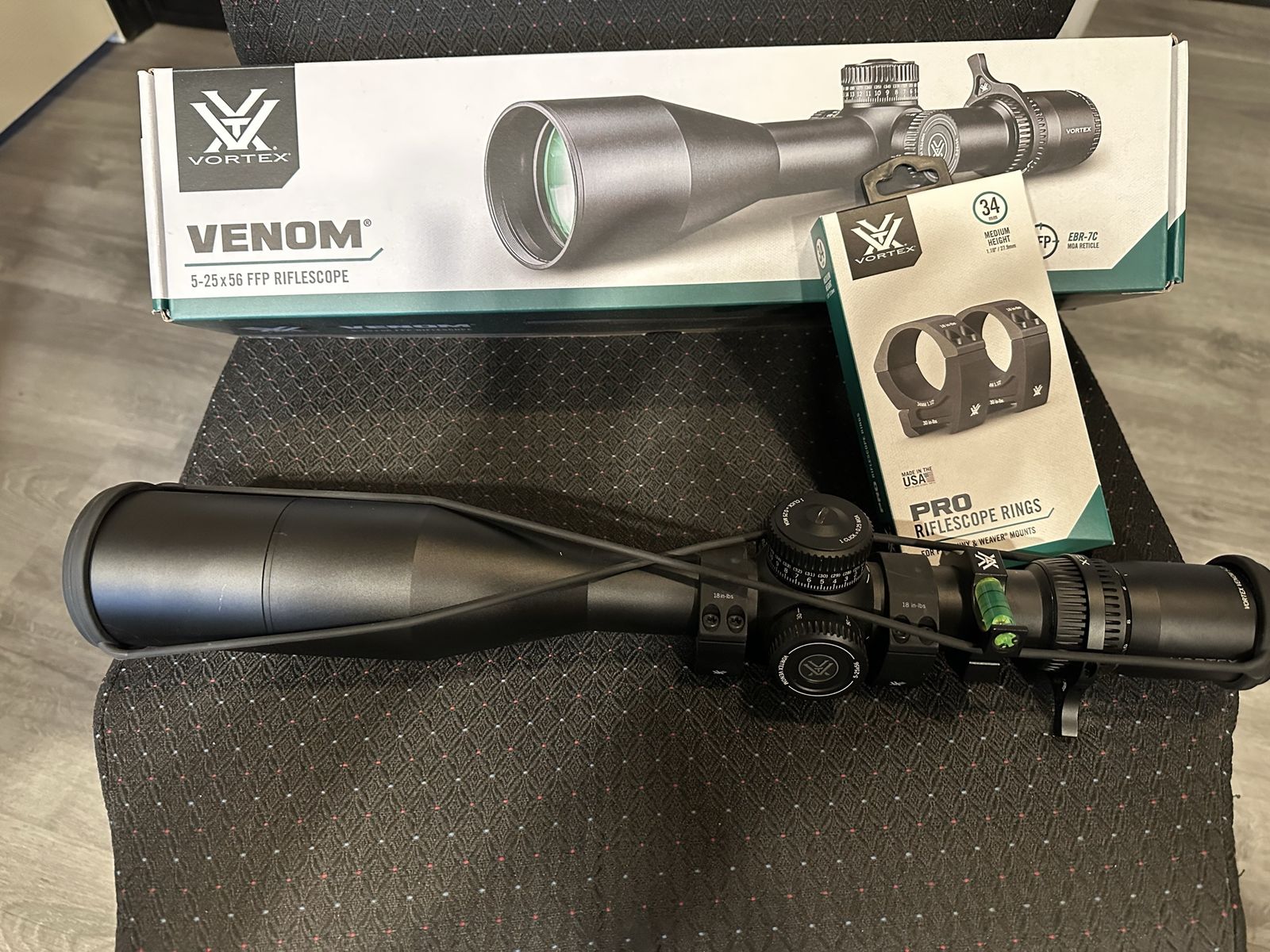 Vortex Venom 5-25x56 FFP Riflescope with Pro Riflescope Rings 