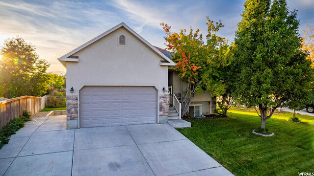 Basement Apartment in Lehi 3br/2ba + Utilities