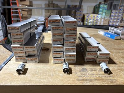 Sylvania Fluorescent Starters(FS-2, FS-4 & FS-5 available)------(BOXES OF 10)