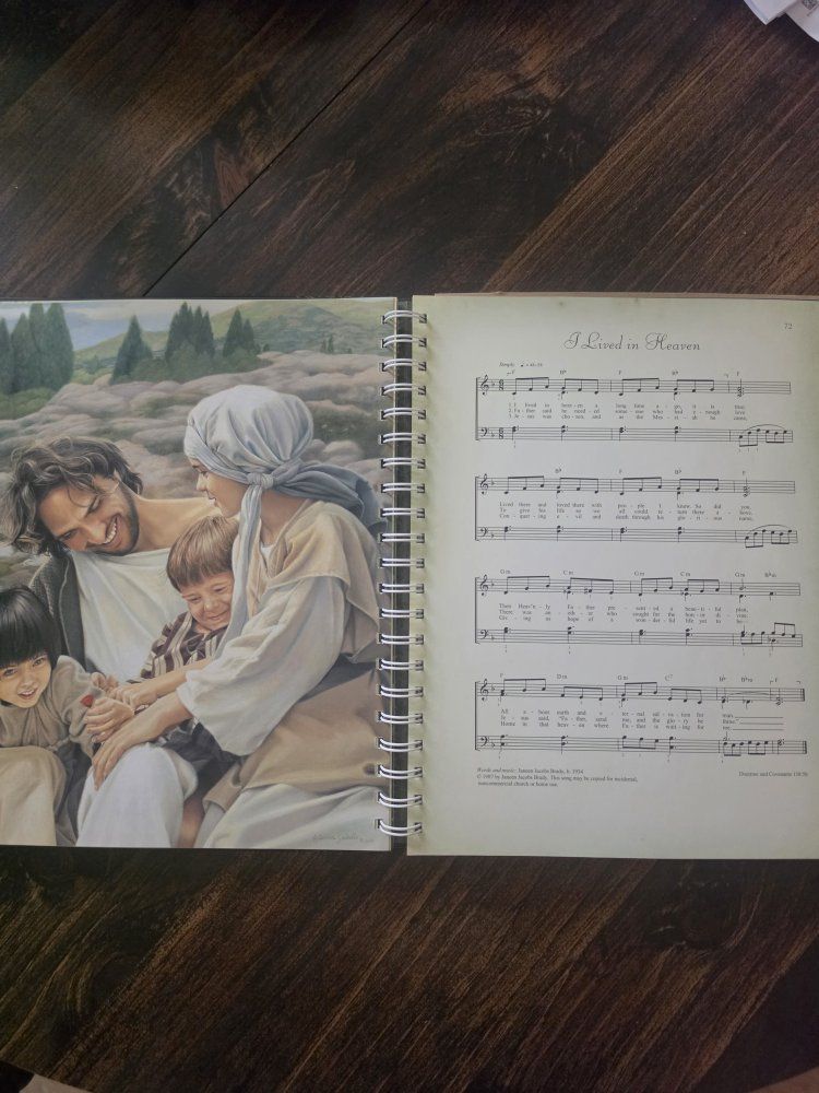 Main image 3