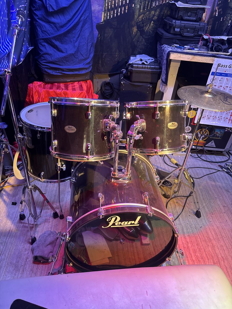 Complet  pearl Drum Set