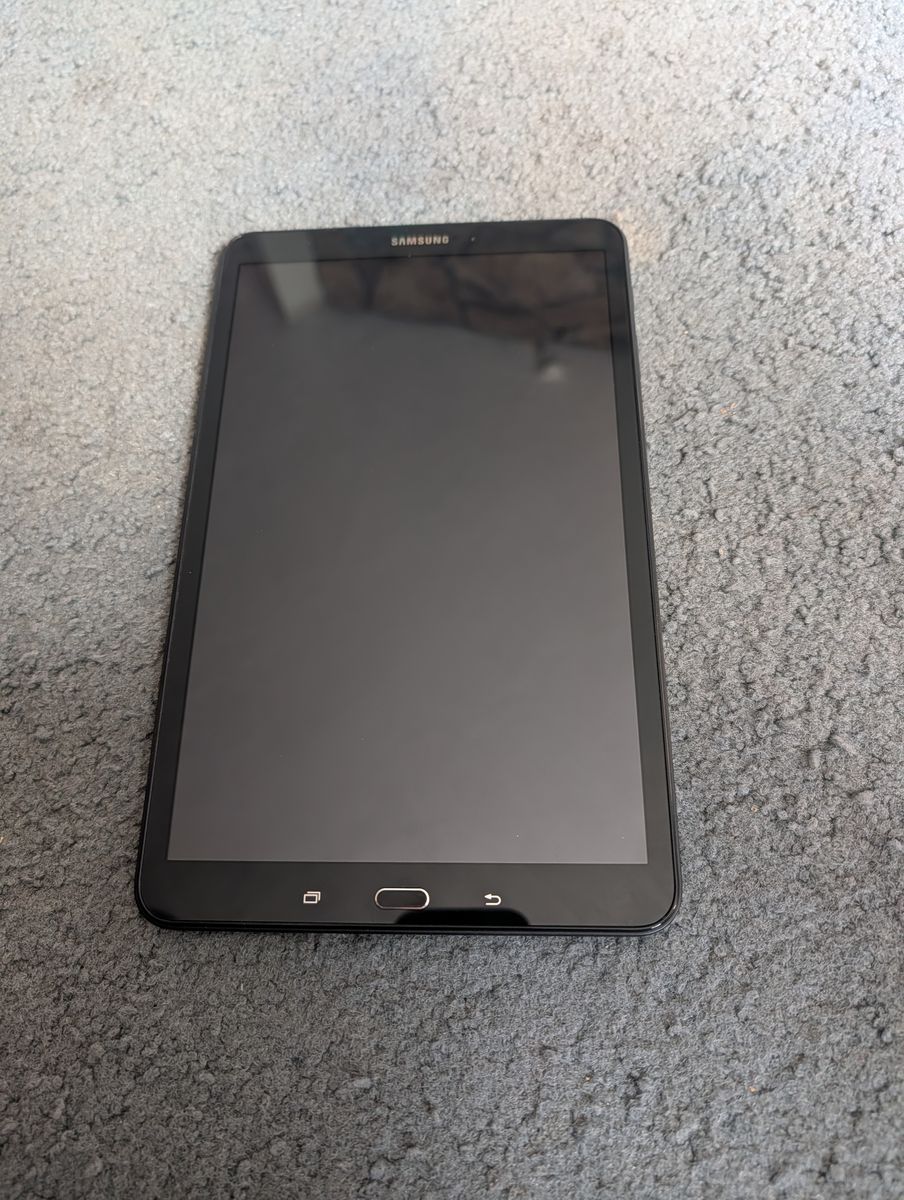 Tablet - Samsung SM-T580