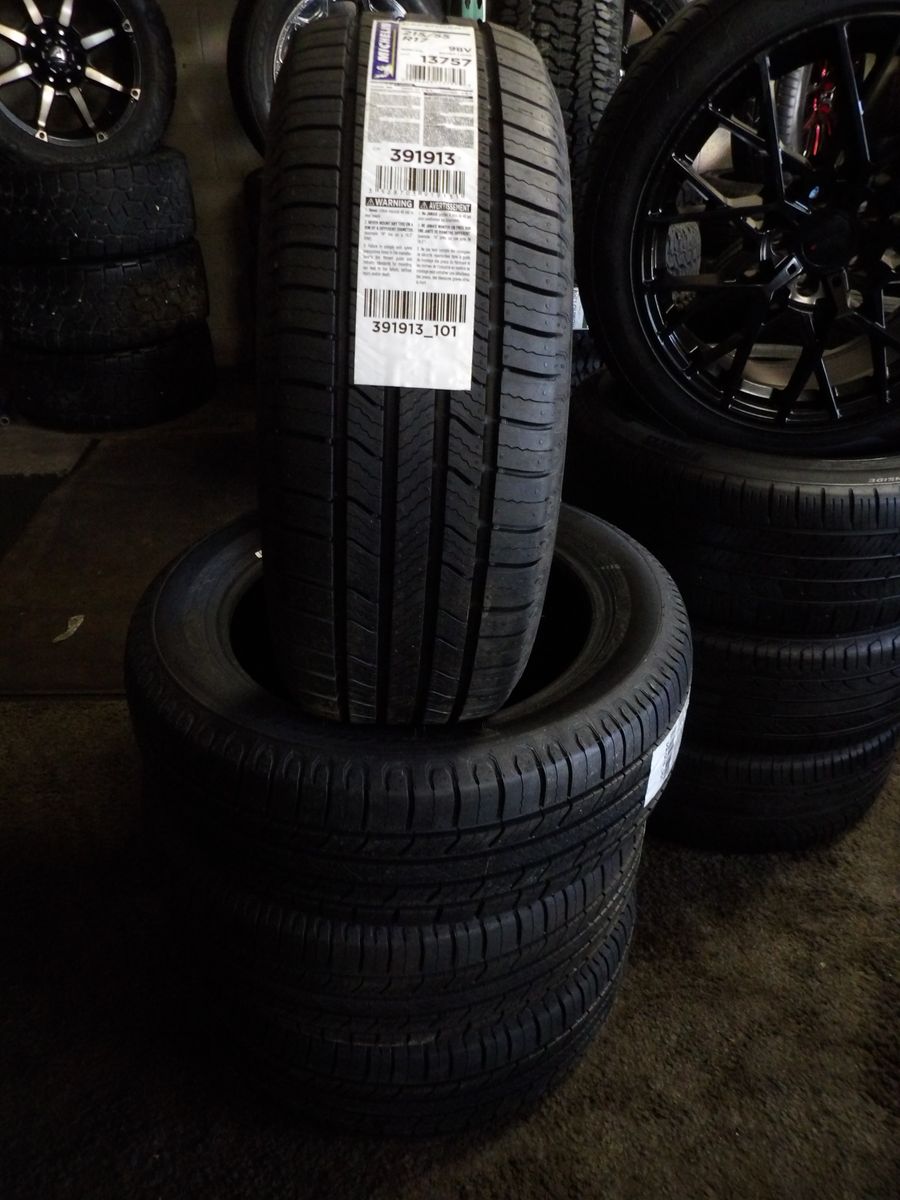 215/55R17 MICHELIN DEFENDER 2 SET OF BRAND NEW TIRES
