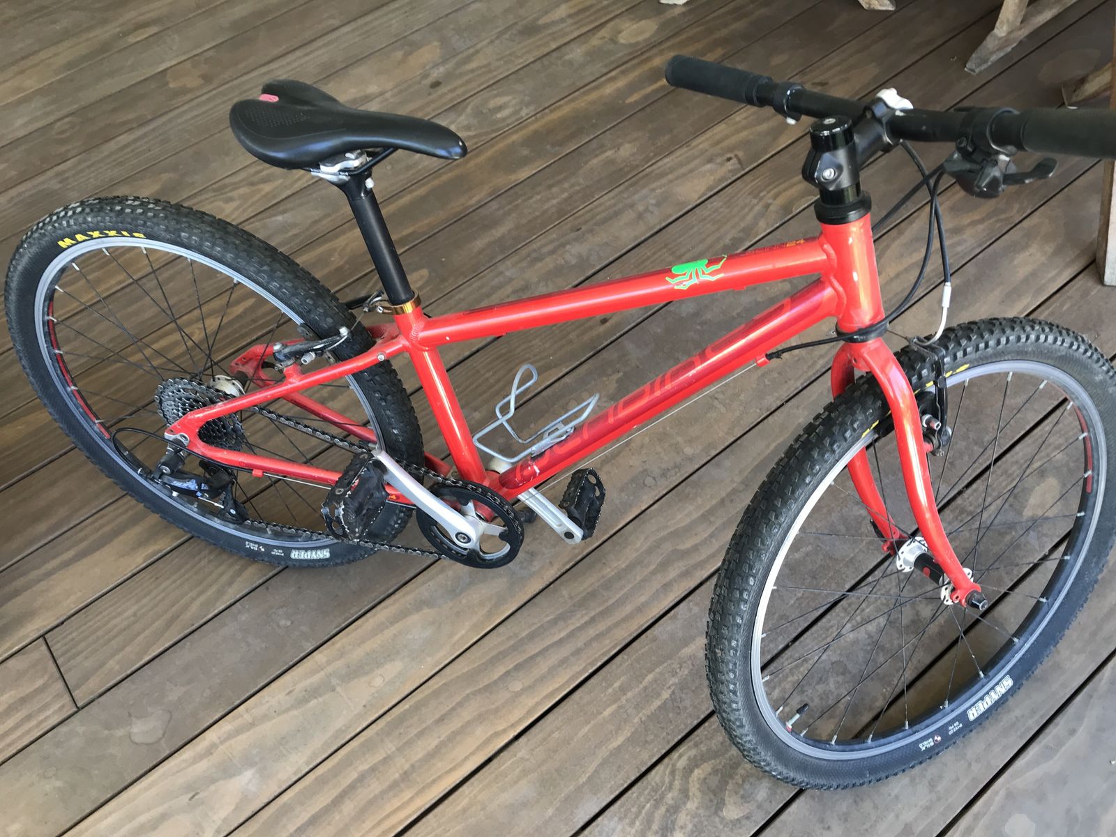 Red Isla Bike
