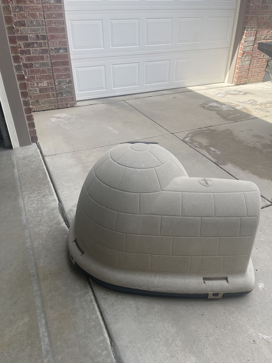 Petmate Indigo Dogloo Dog House, Medium, Weather-Resistant, Durable Igloo Design