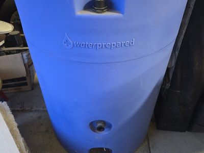 Blue Emergency Water Storage Tank with Fittings
