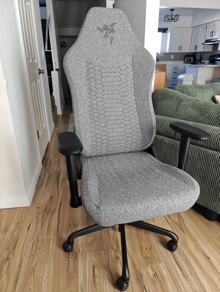 Razer Iskur V2 X Fabric Gaming Chair Light Gray