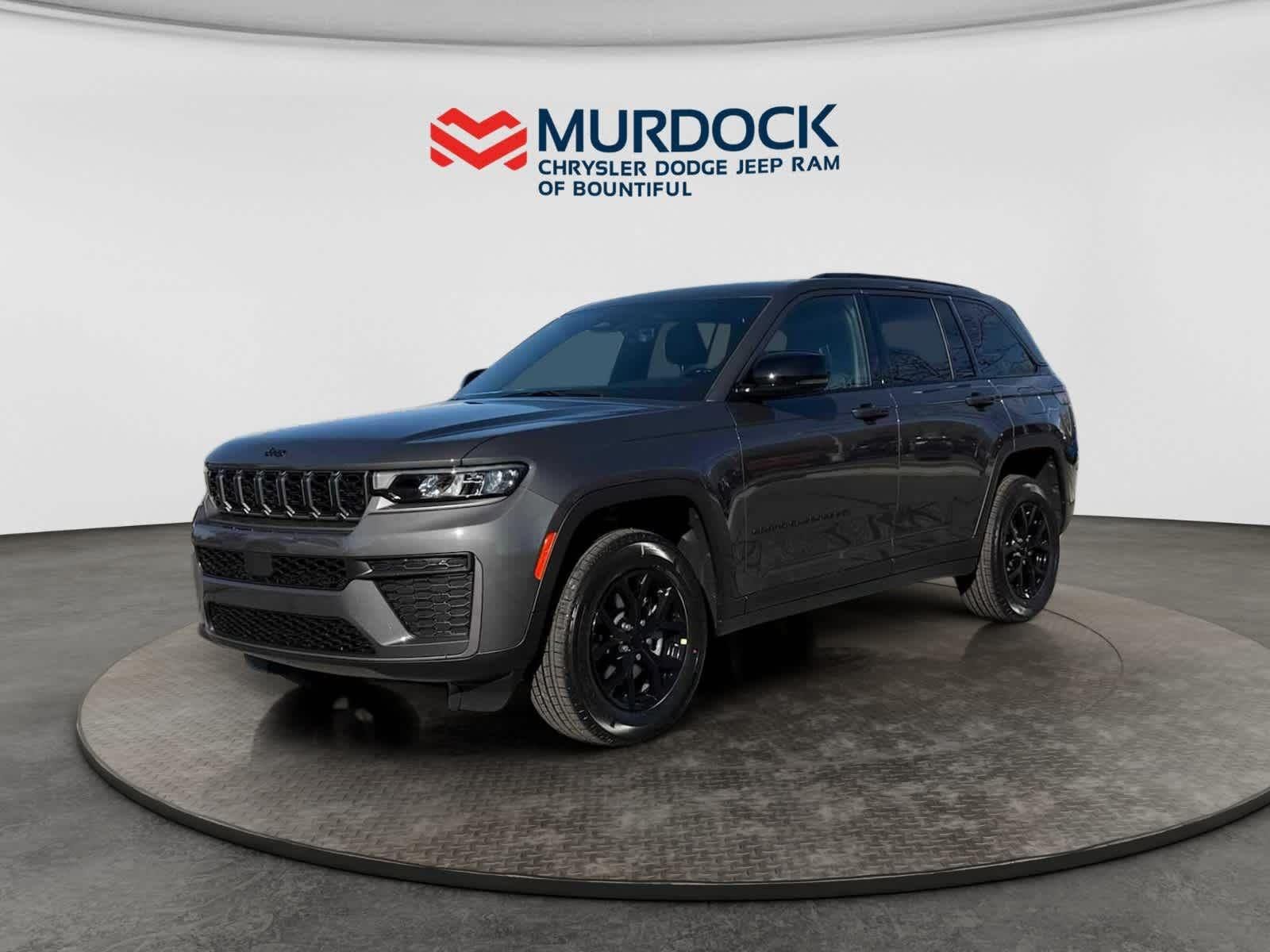2026 Jeep Grand Cherokee Laredo Altitude
