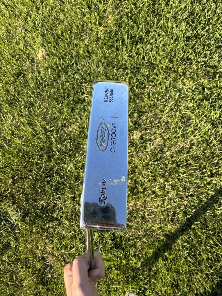 Yes! Robin C-Groove Left Handed Putter
