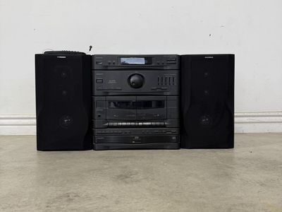 Magnavox AS 640 Compact Stereo System with Dual Cassette and CD Player