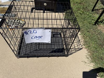 Dog crate