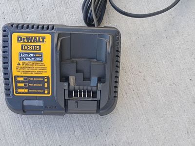 DeWalt DCB115, 4 amp Rapid Charger 12v/20v Max New