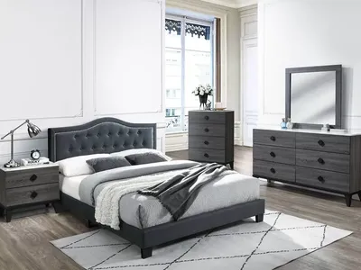 NEW Queen 7 PIECE BEDROOM SET -NEW IN BOX