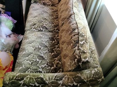 Vintage Green Floral Pattern Fabric Couch - Classic Design Sofa