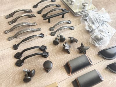 34 Dresser Drawer Hardware Pulls Handles Knobs