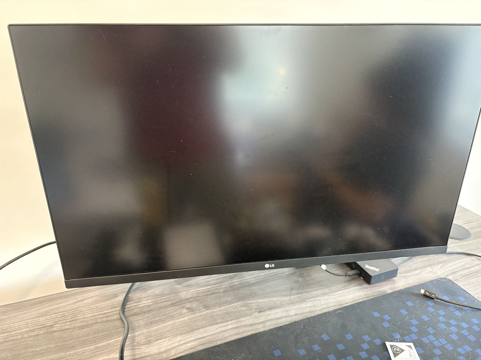 LG Ultrafine 4k 32” monitor