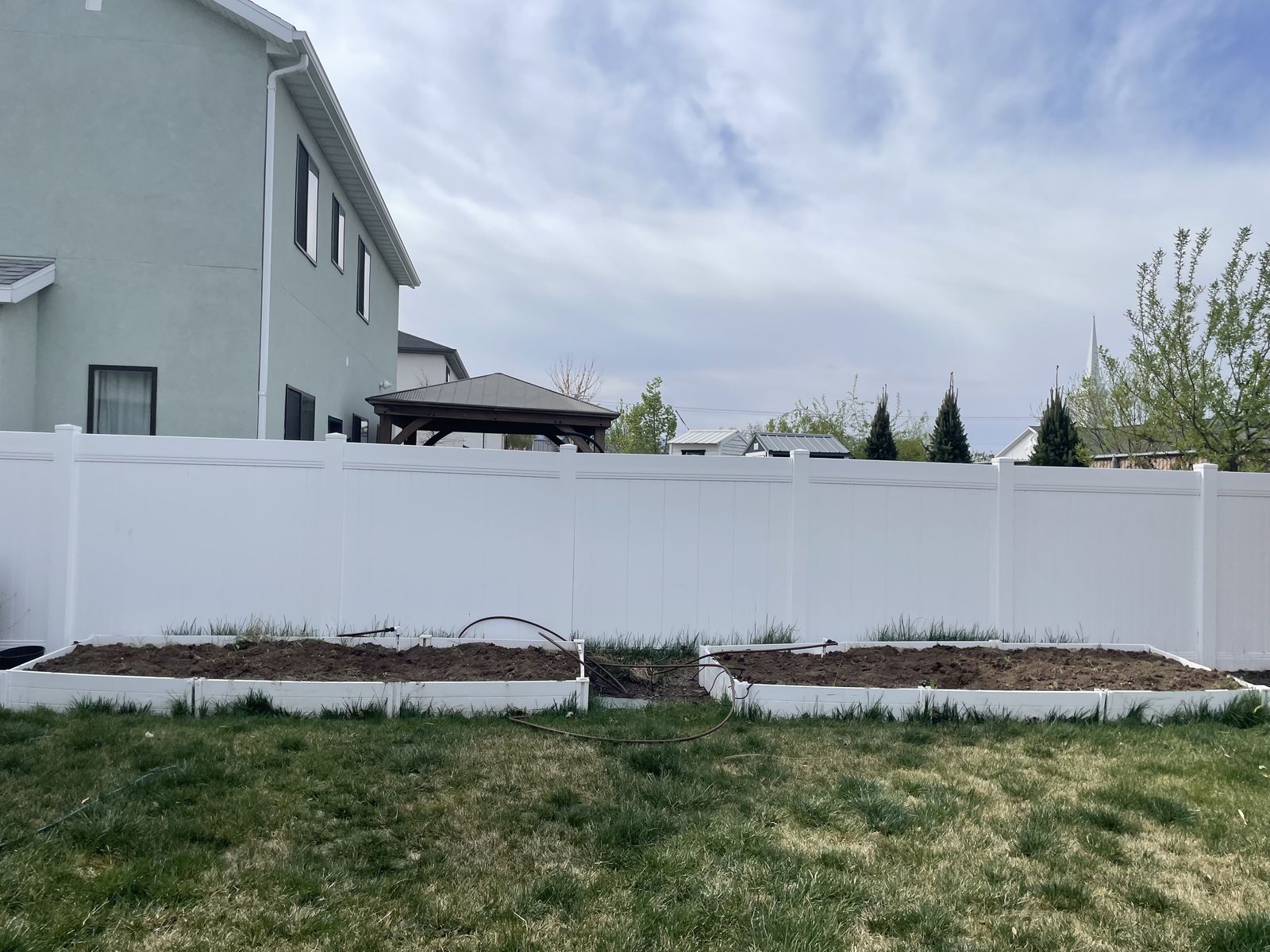 Free grow boxes and soil