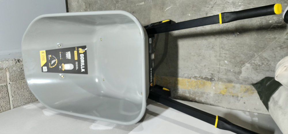 Main image 7