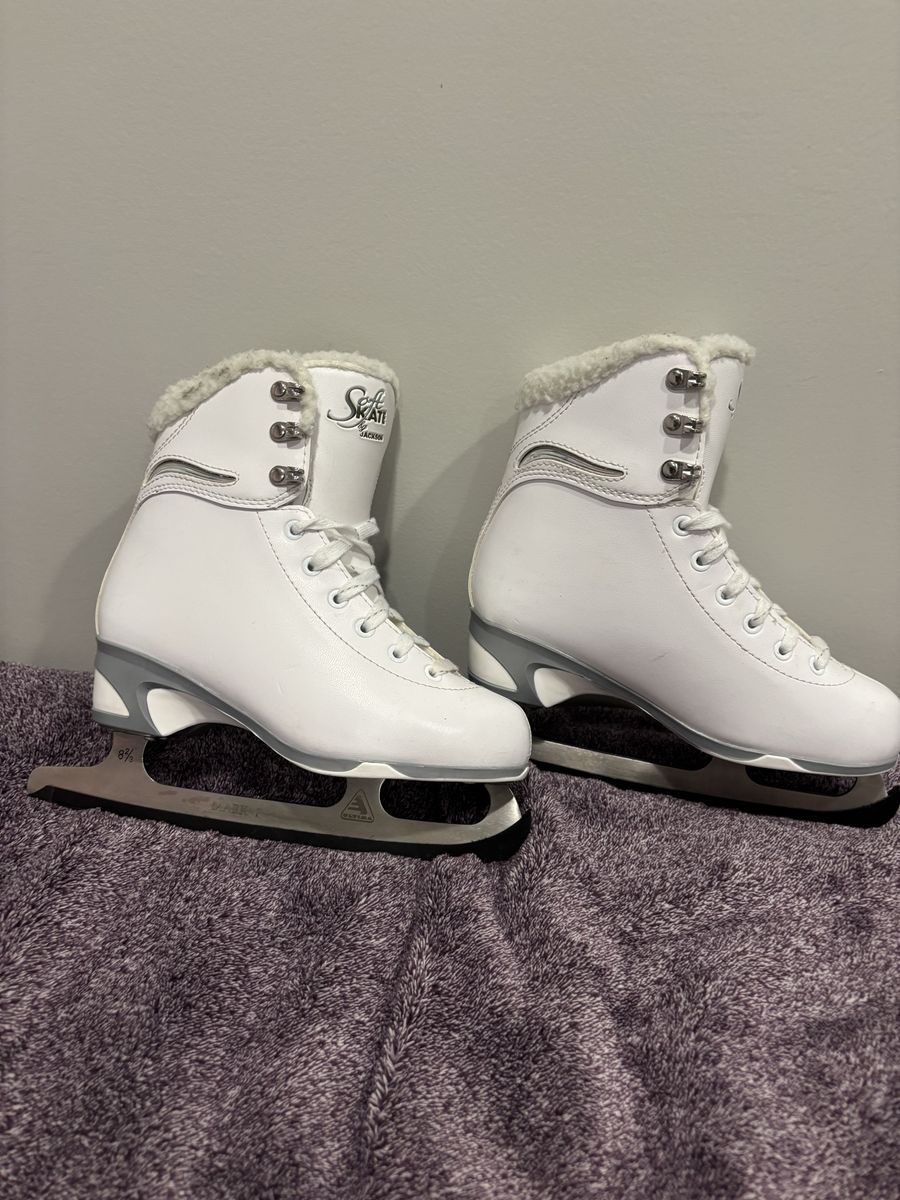 Jackson Skate Mystique Ice Skates - White, Kids Size 3, Figure Skates with Fur Lining
